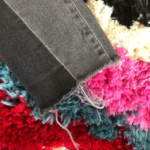 BDG Twig High Rise Cropped Two Tone Black Jeans - Picture 5 of 15